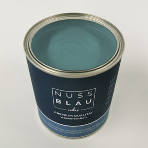 Aqua Marine ist ein sehr sanftes Blaugrün, das sich matt an Wand und Möbel legt, und ein mediterranes Lebensgefühl zu euch nach Hause bringt. Farbtöne für Ikea Möbel, vonmuto.living, Trendfarben, Heritage, Sommer.